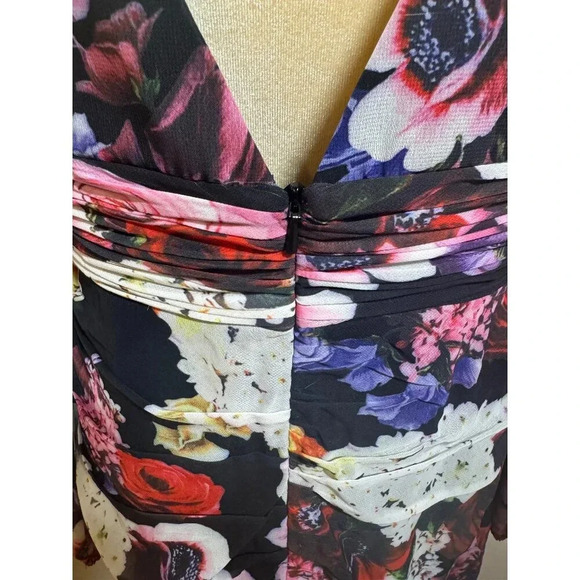 NWT Ieena for Mac Duggal Floral Illusion Puff Sleeve V-Neck Fitted Mini Dress - Picture 8 of 14